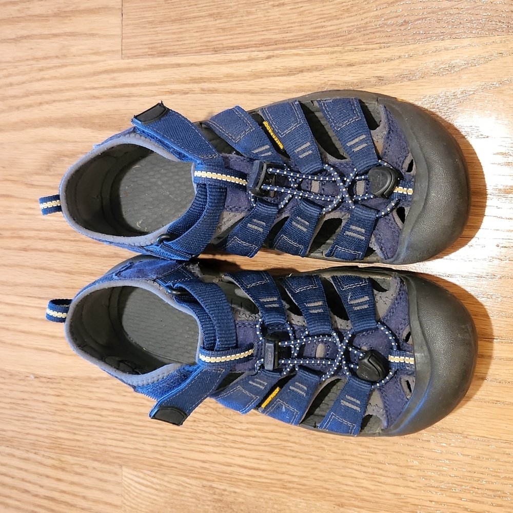 Keen Newport sandals